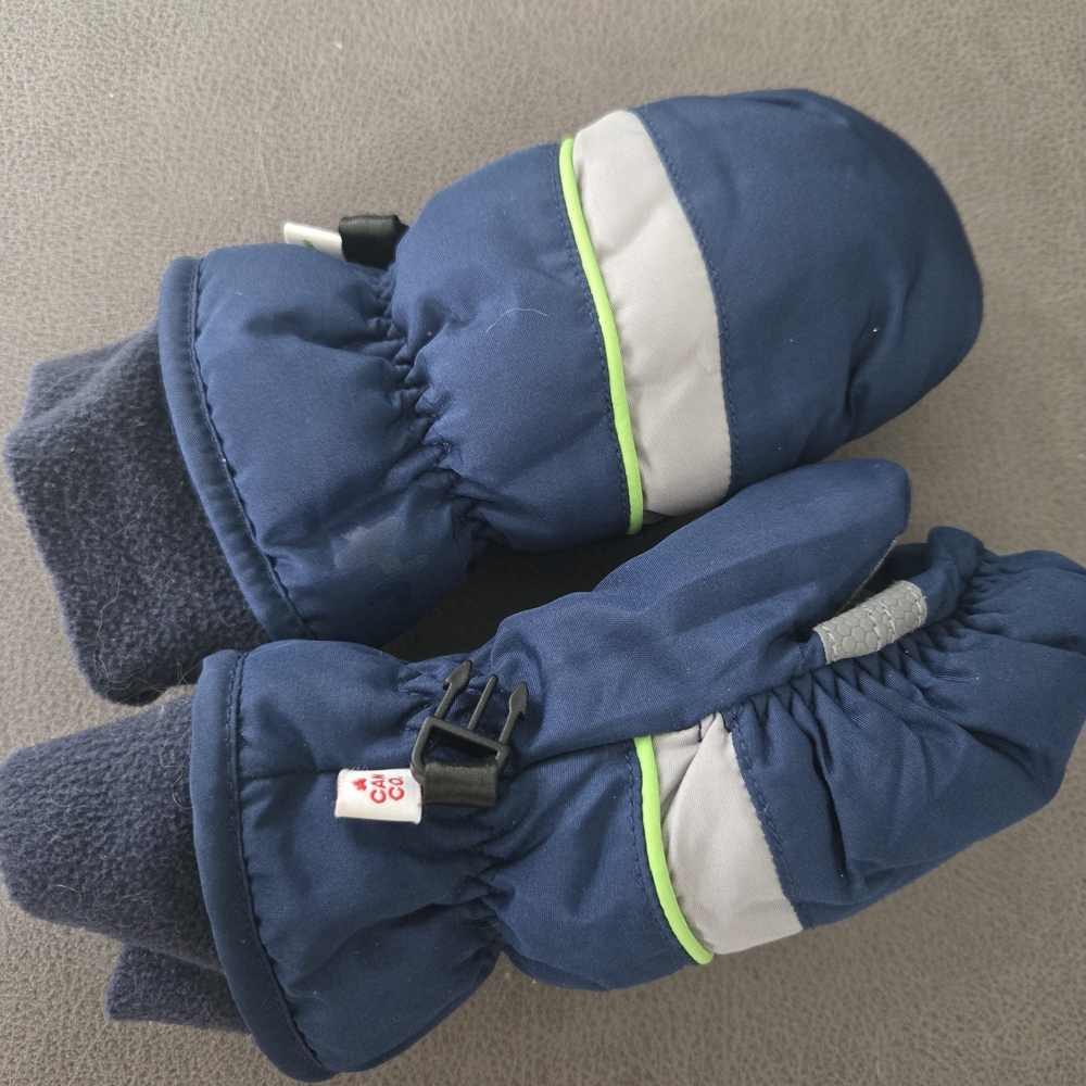 Kids Navy Blue Mittens
